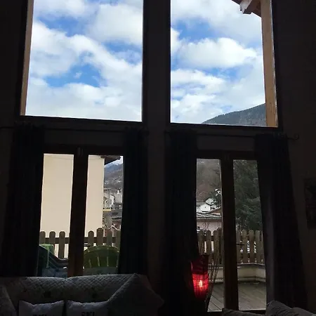 Ski Lodge בית נופש ברידס-לס-באן